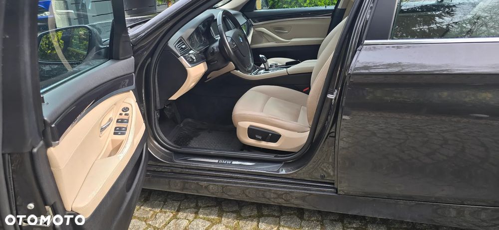 BMW Seria 5 520d - 16