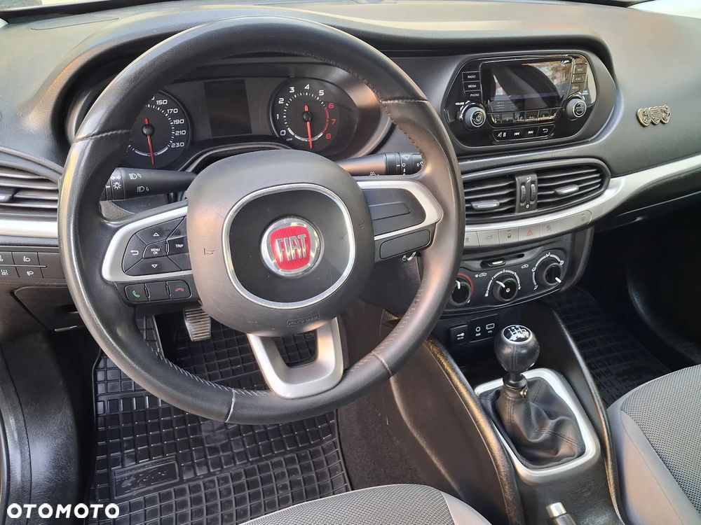 Fiat Tipo 1.4 16V Pop - 16