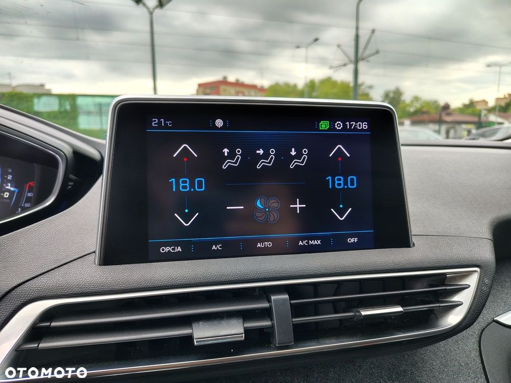 Peugeot 3008 1.5 BlueHDi Allure S&S - 20