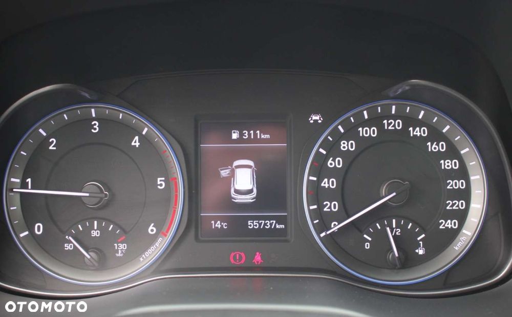 Hyundai Kona - 16