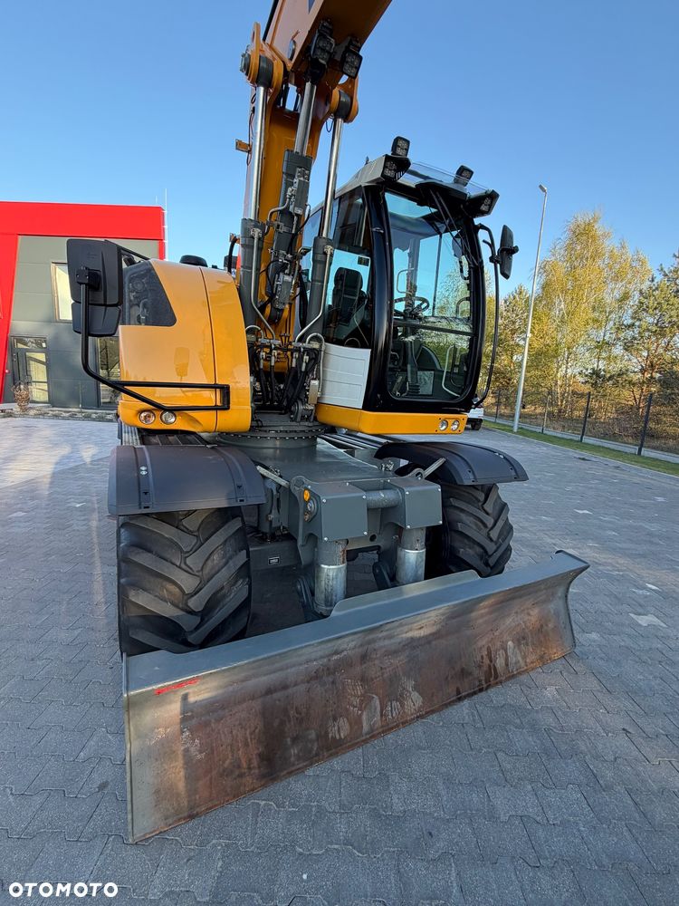 Liebherr A914 compact |rototilt |lapy-plug| - 7