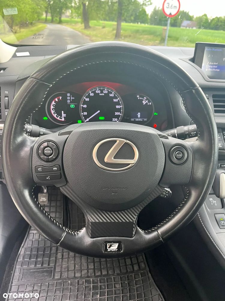 Lexus CT 200h Elegance - 17