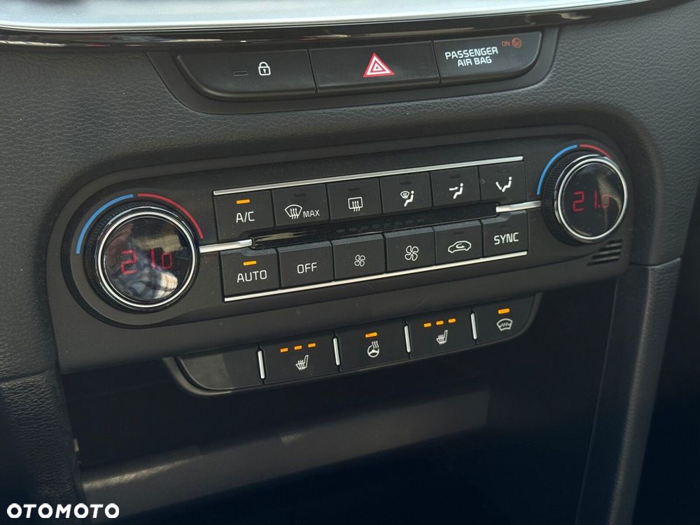 Kia XCeed 1.5 T-GDI Business Line - 13