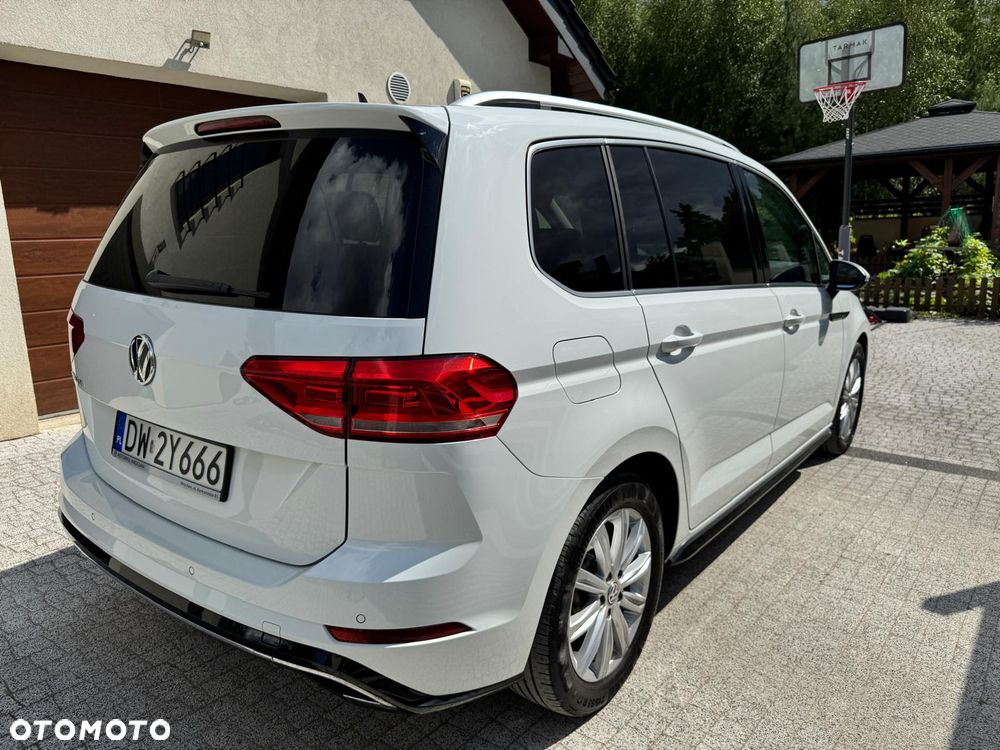 Volkswagen Touran - 3