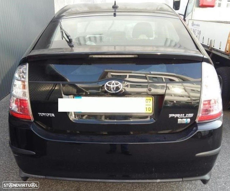 Toyota Prius Híbrido 1.5i de 2007 disponível para peças - 3