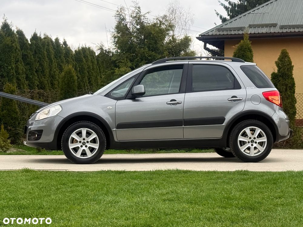 Suzuki SX4 1.6 VVT 4x4 Style - 1