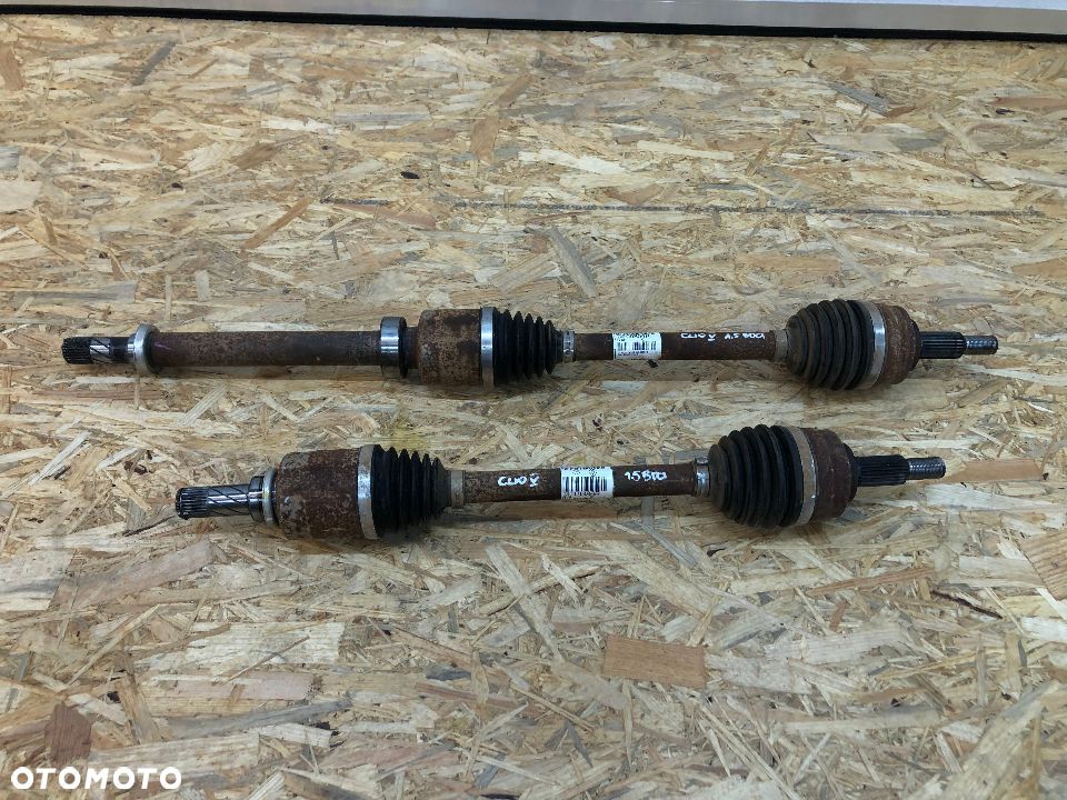 RENAULT CLIO V 2019-> PÓŁOŚ PRAWA DŁUGA 391009804R