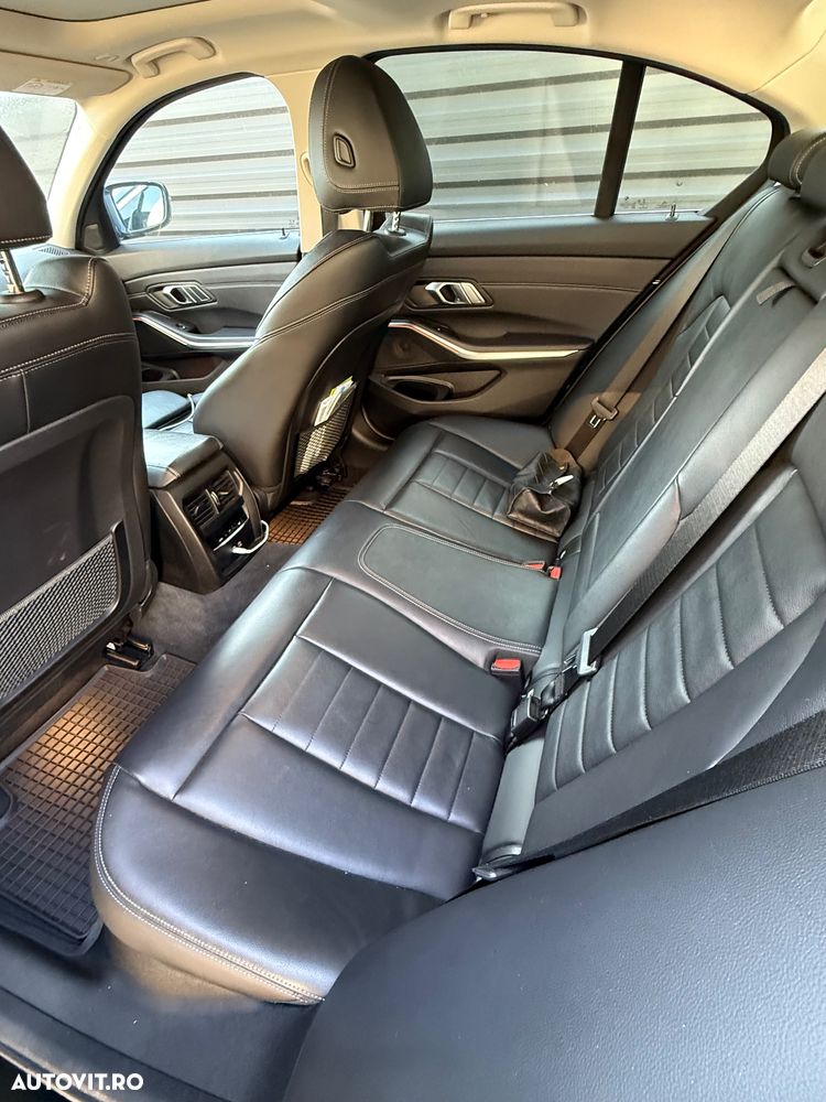 BMW Seria 3 320d xDrive Aut. Luxury Line - 11