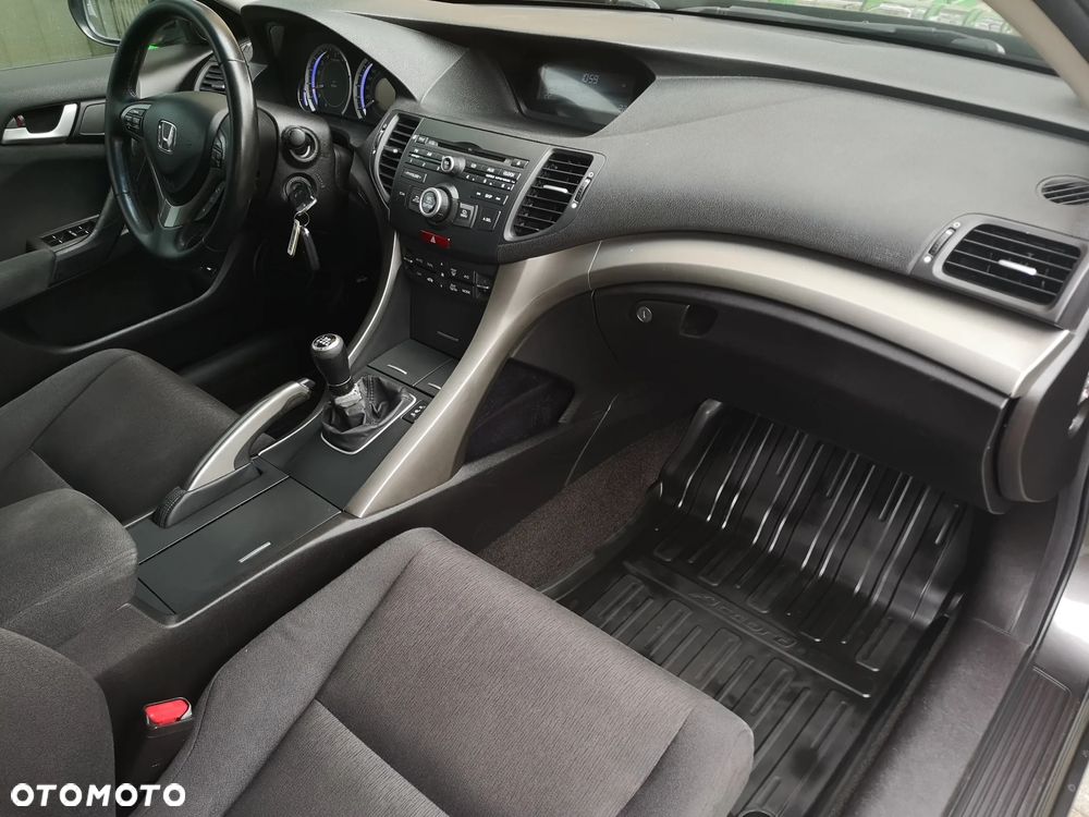 Honda Accord 2.0 Elegance - 13