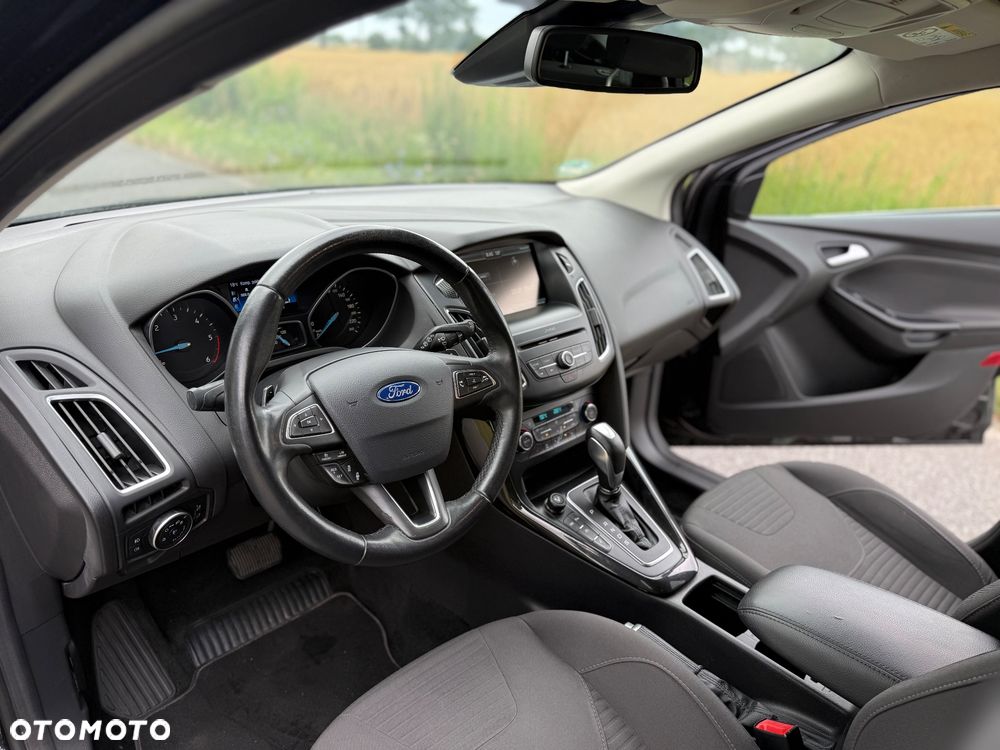 Ford Focus 1.5 TDCi SYNC Edition PowerShift - 25