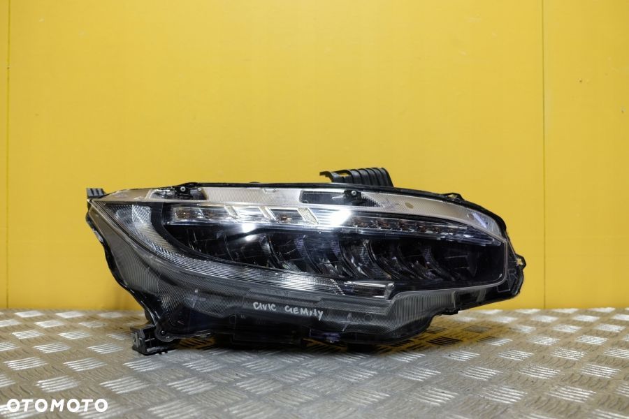 HONDA CIVIC X 2016- REFLEKTOR LAMPA FULL LED CIEMNA PRAWA USA - 1