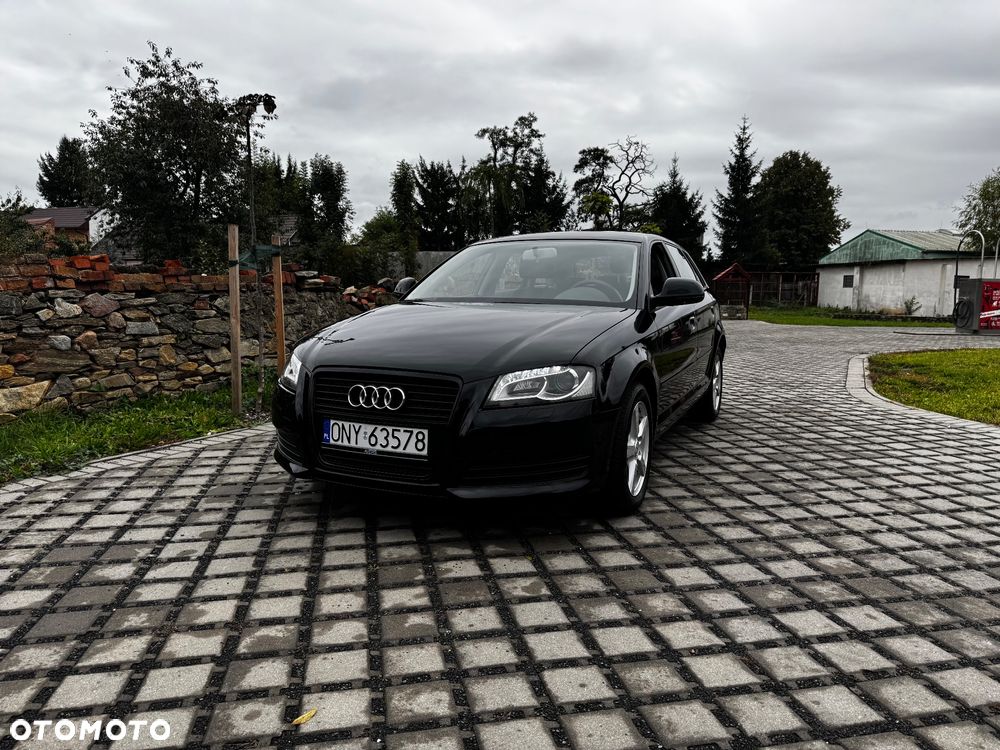 Audi A3 Sportback 1.8 TFSI Ambiente - 25