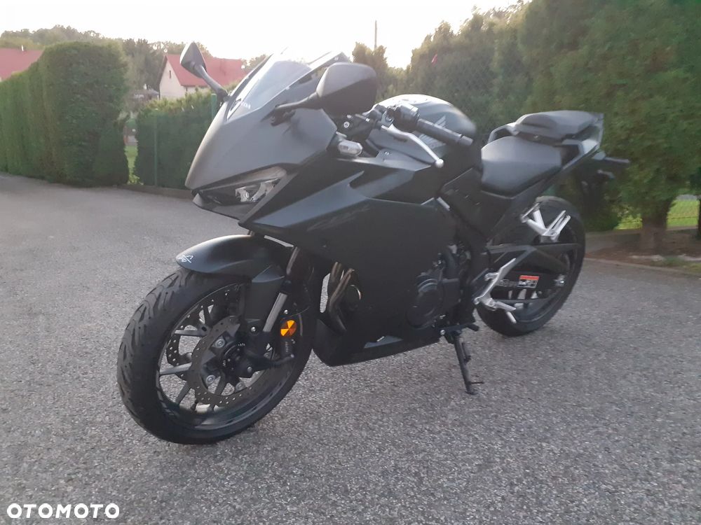 Honda CBR - 37