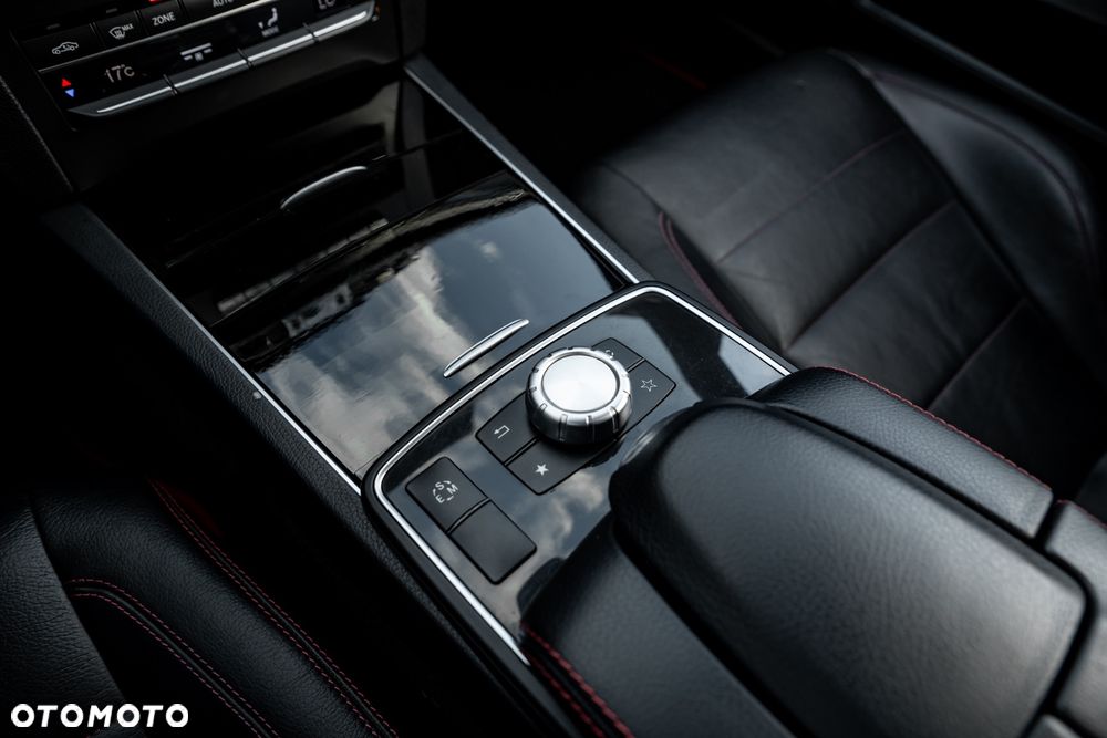 Mercedes-Benz Klasa E 250 Coupe 7G-TRONIC - 26
