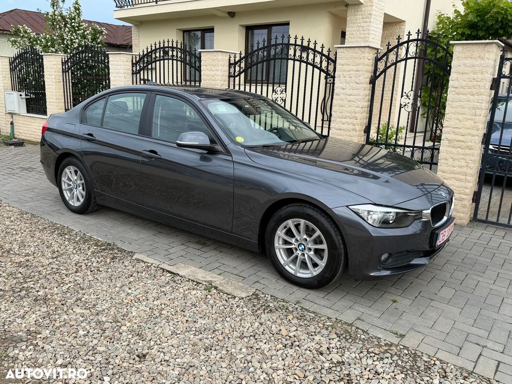 BMW Seria 3 318d Aut. - 22
