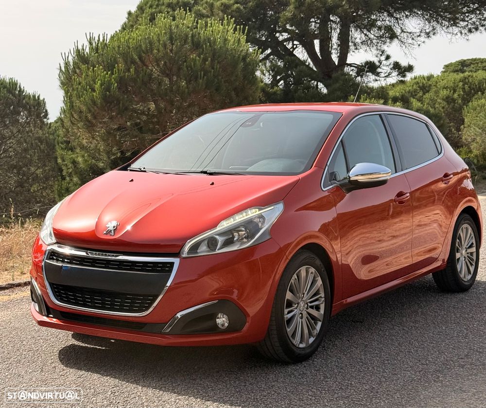 Peugeot 208 1.2 PureTech Allure - 4