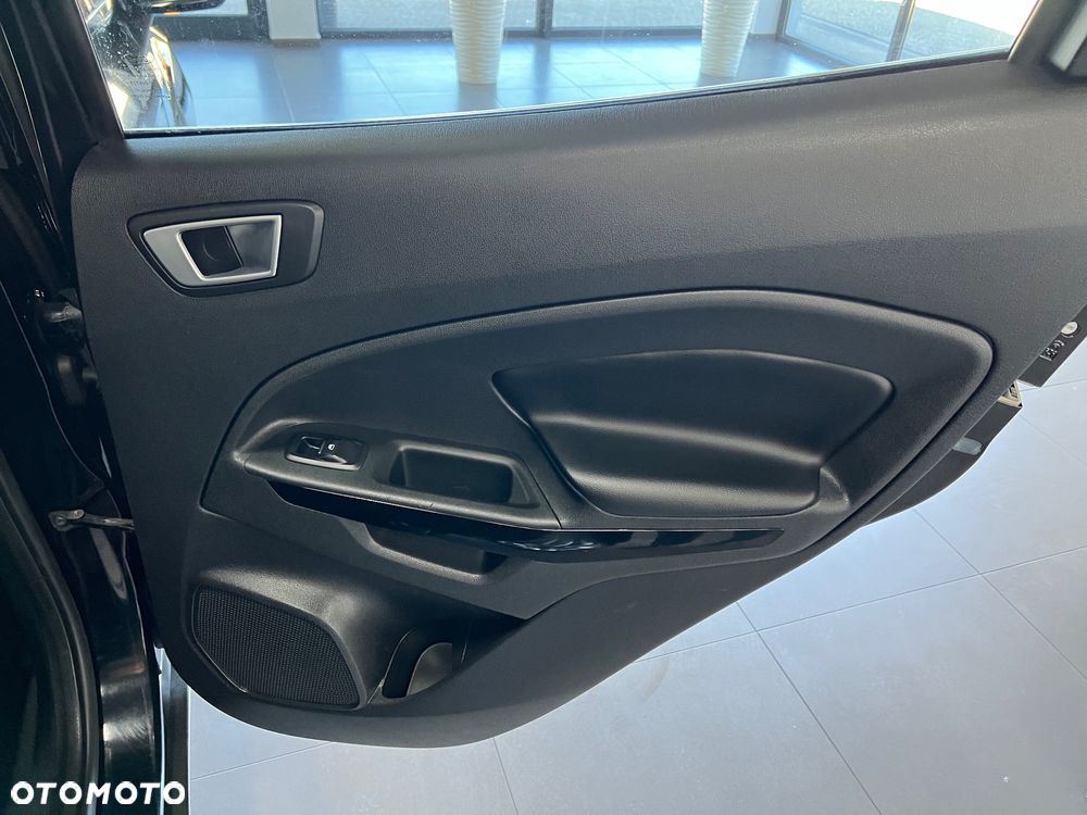 Ford EcoSport - 32