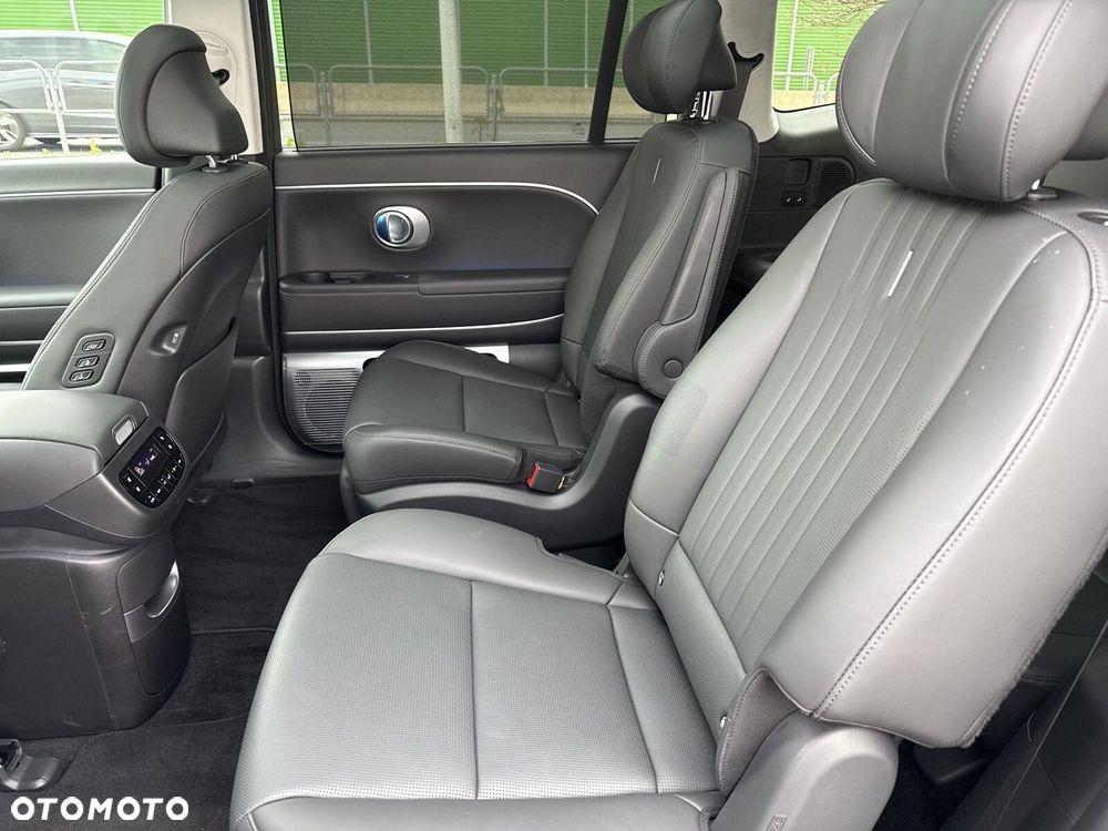 Hyundai IONIQ 9 110kWh Calligraphy AWD - 18