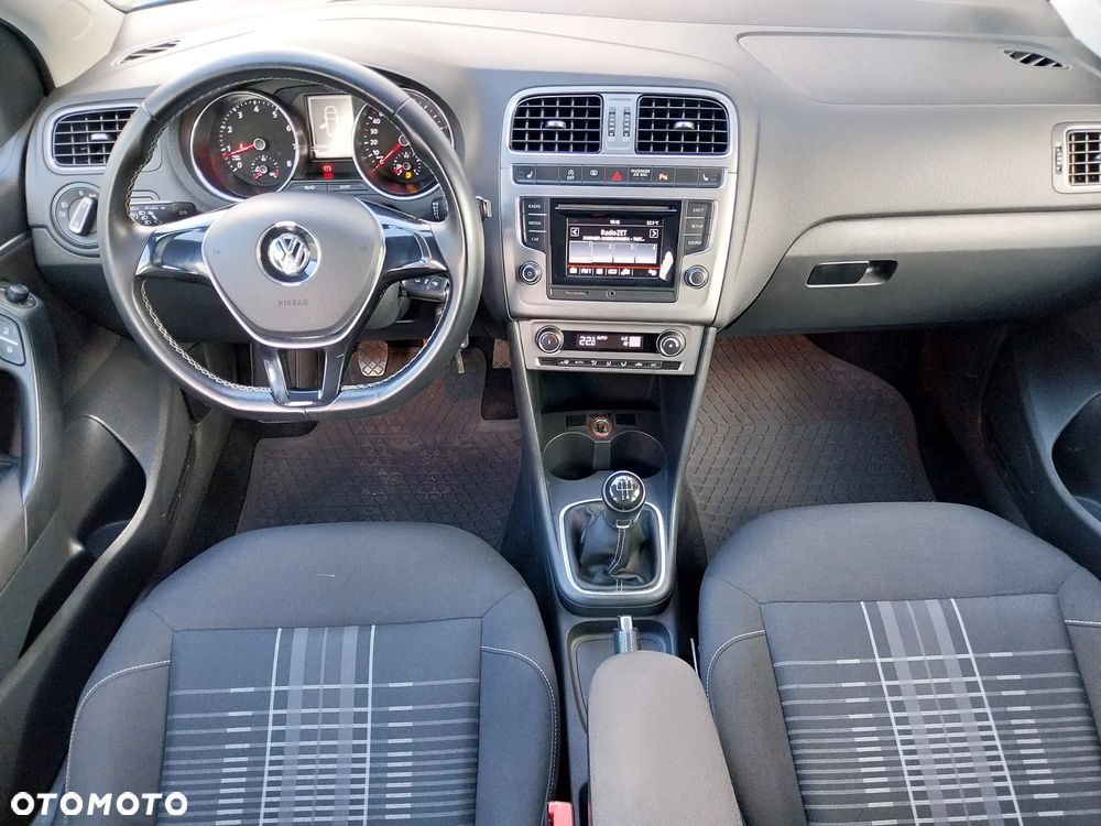 Volkswagen Polo 1.2 TSI Blue Motion Technology Lounge - 6