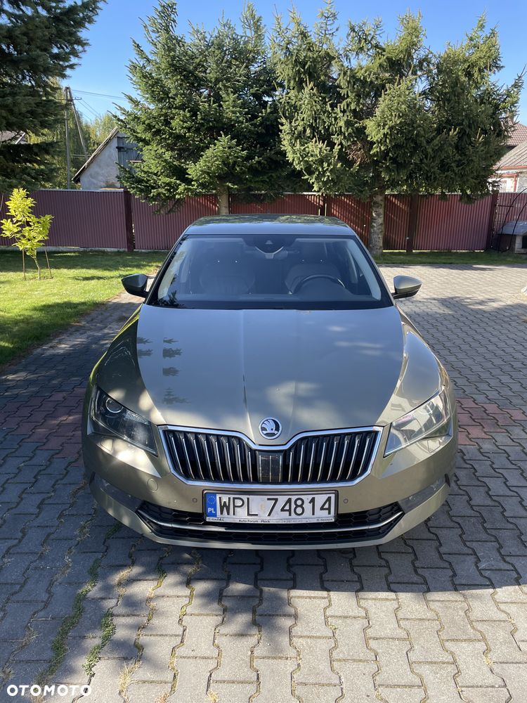 Skoda Superb 2.0 TDI L&K DSG - 1
