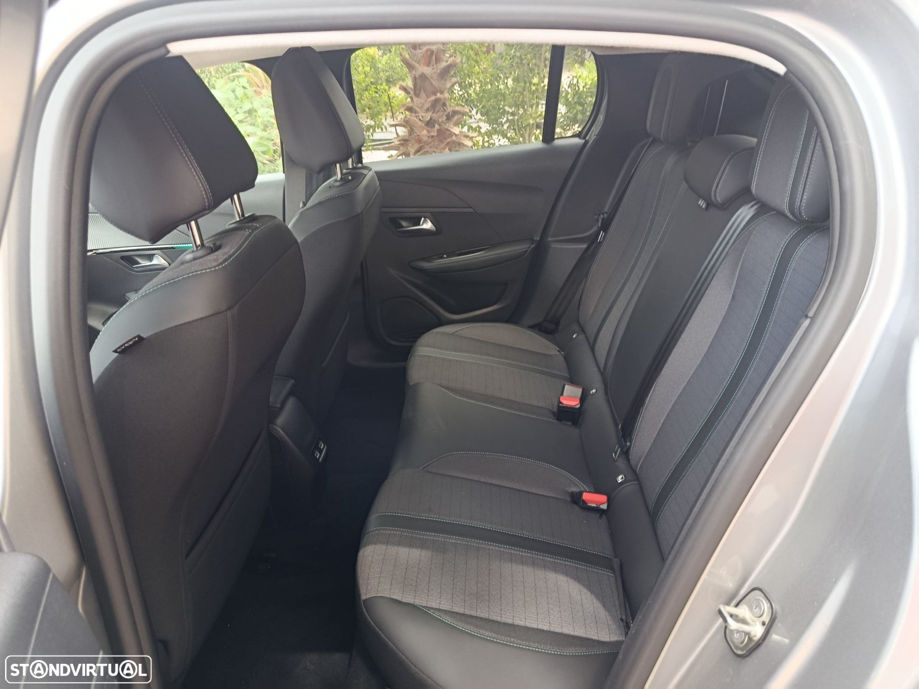 Peugeot e-208 50 kWh Allure Pack - 7