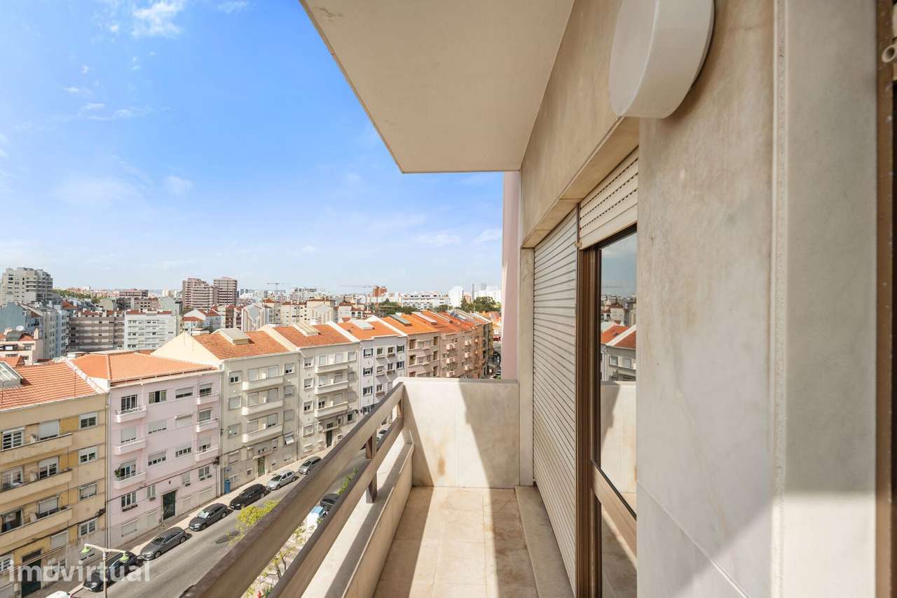 Apartamento T4 com estacionamento, Estrada da Luz, Lisboa - Grande imagem: 5/26