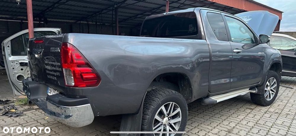 Toyota Hilux 4x4 Double Cab S&S Comfort - 4