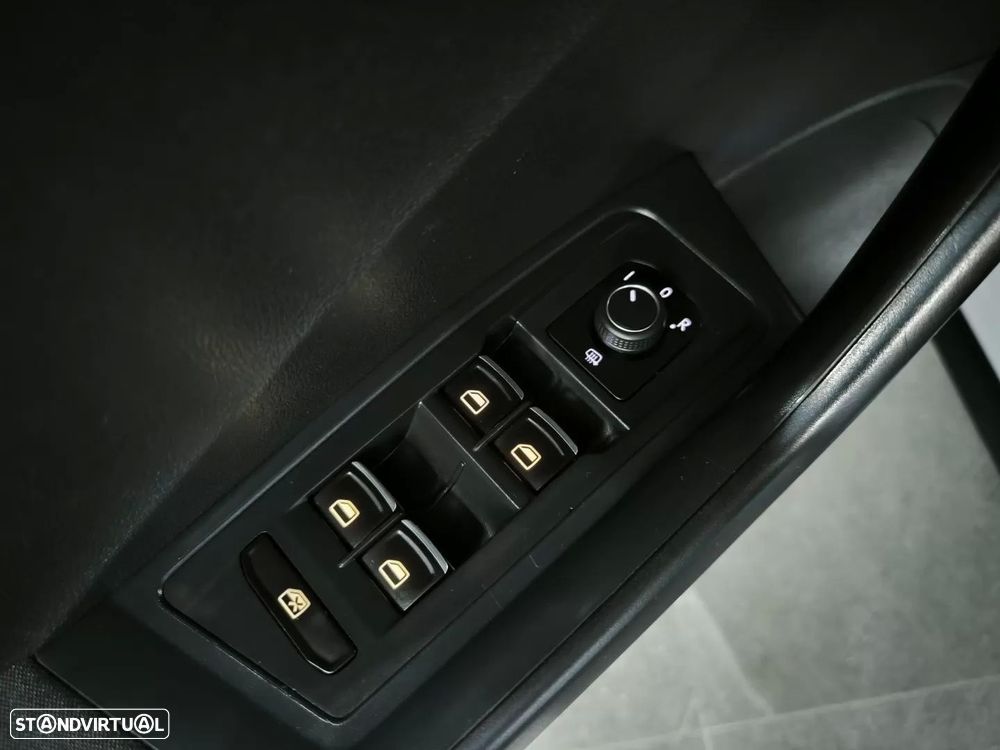 VW T-Roc 1.0 TSI OPF Style - 33