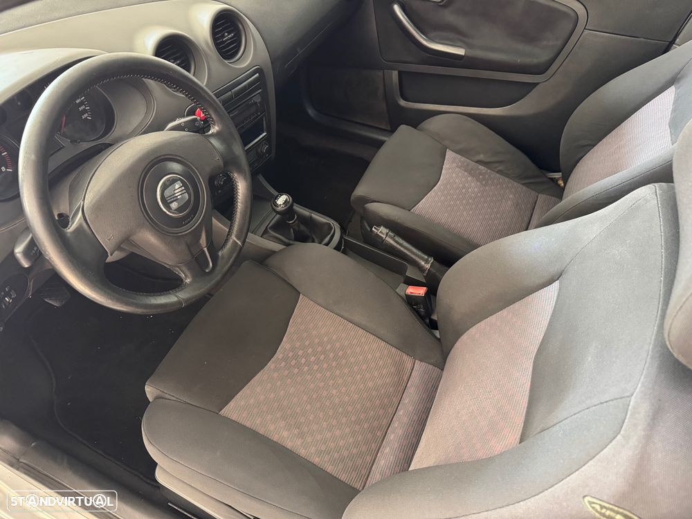 SEAT Ibiza 1.4 16V Sport - 9