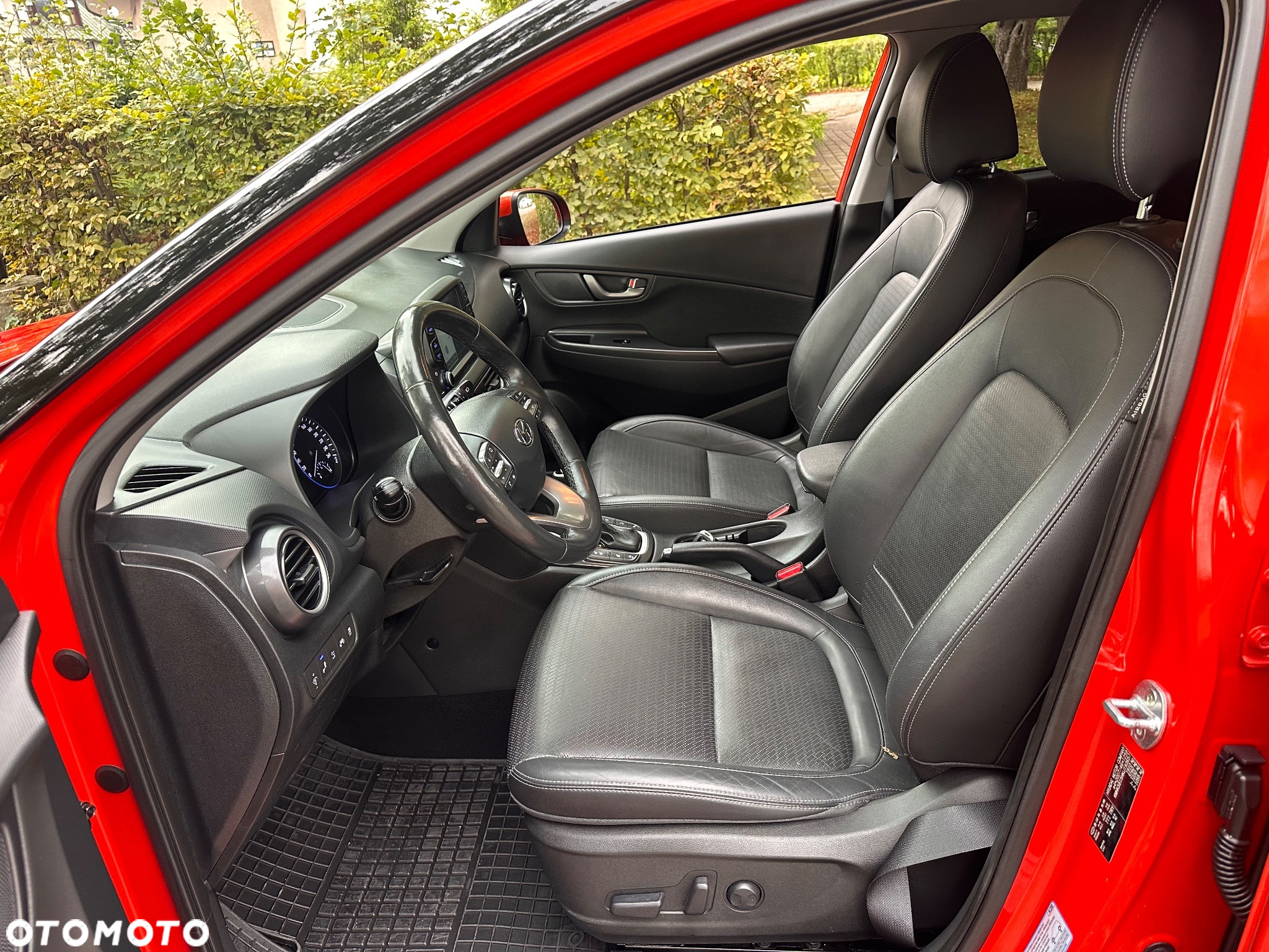 Hyundai Kona 1.6 T-GDI DCT 4WD Premium - 8