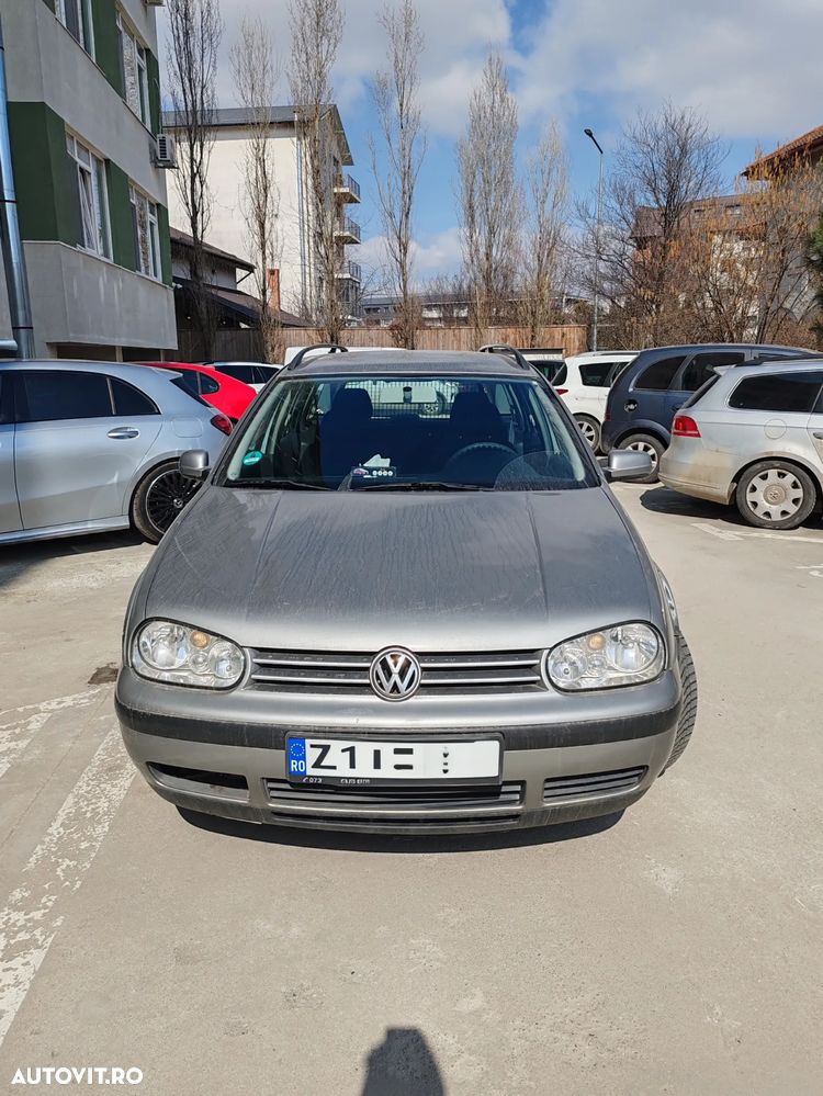 Volkswagen Golf 1.6 Comfortline - 1