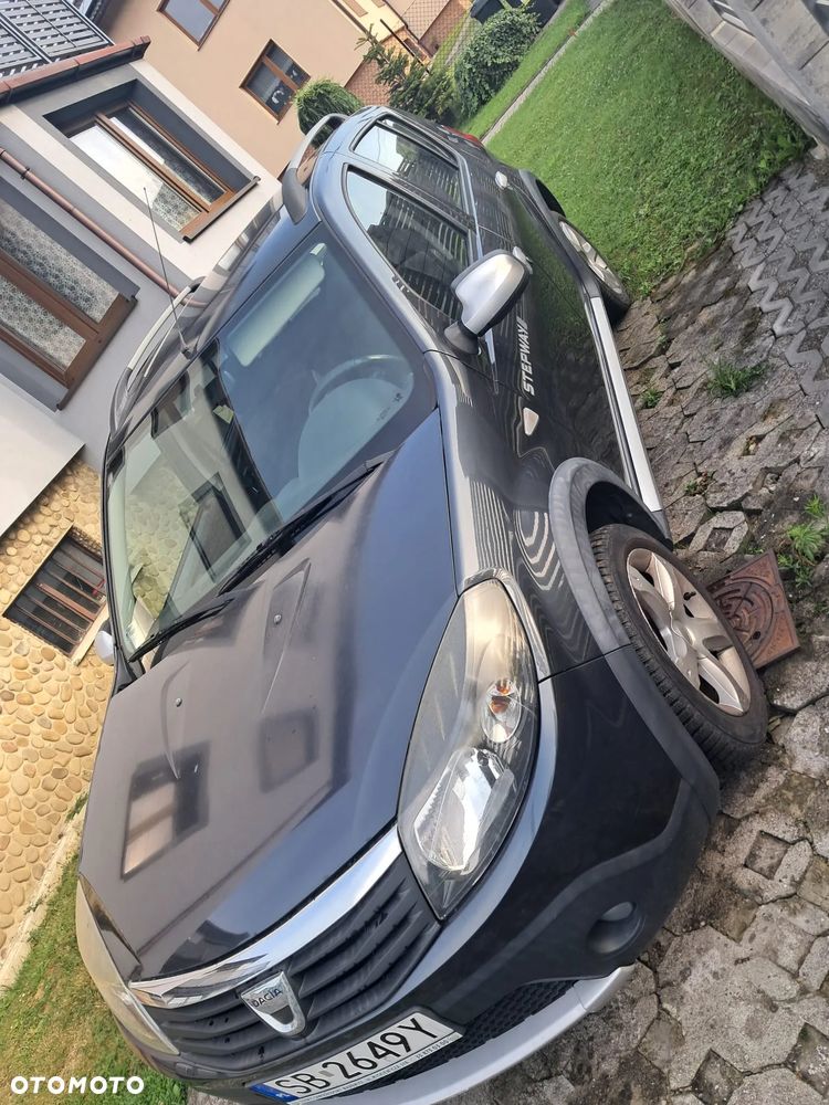 Dacia Sandero - 4
