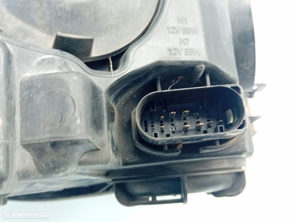 Ótica / farol esquerda FORD Focus III - 4