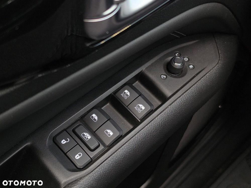 Jeep Compass 1.3 TMair Limited FWD S&S - 33