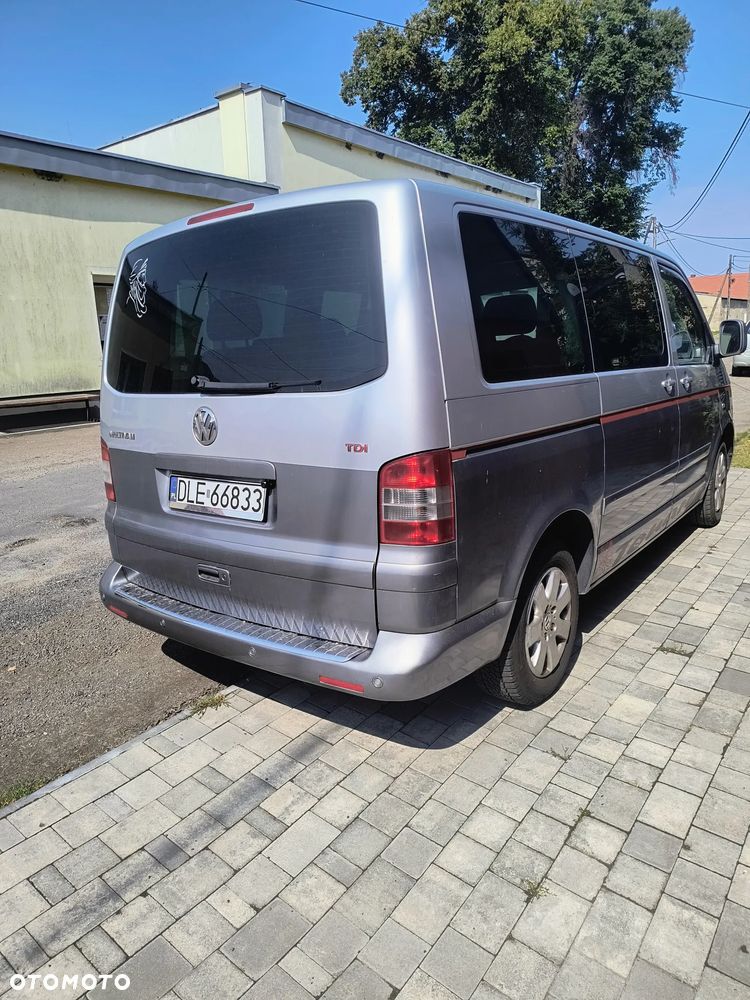 Volkswagen Transporter - 3