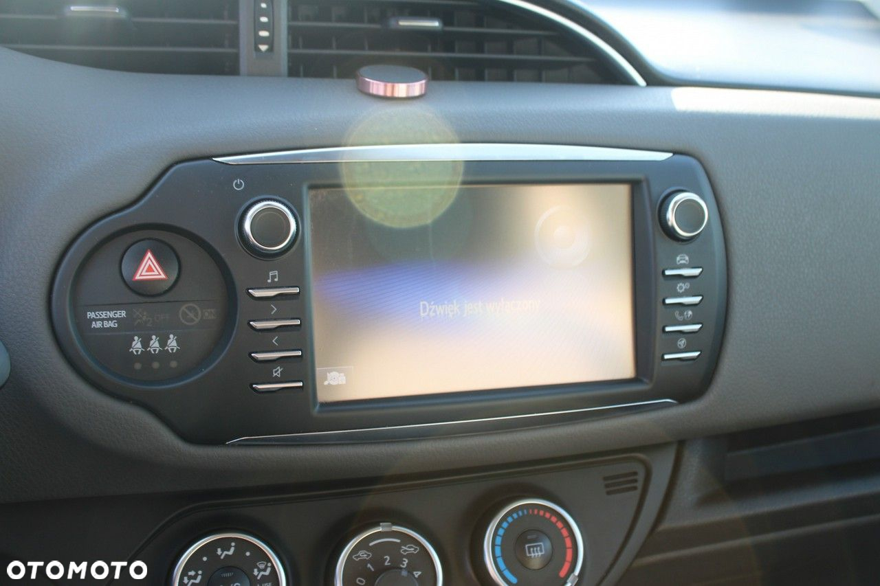 Toyota Yaris - 20