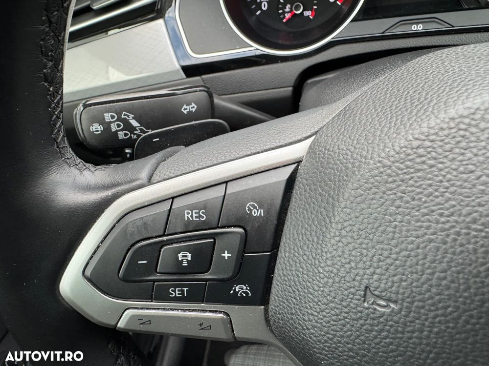 Volkswagen Passat Variant 2.0 TDI DSG Business - 16