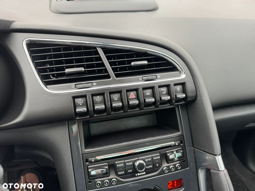 Peugeot 3008 PureTech 130 Stop & Start GPF Allure - 21