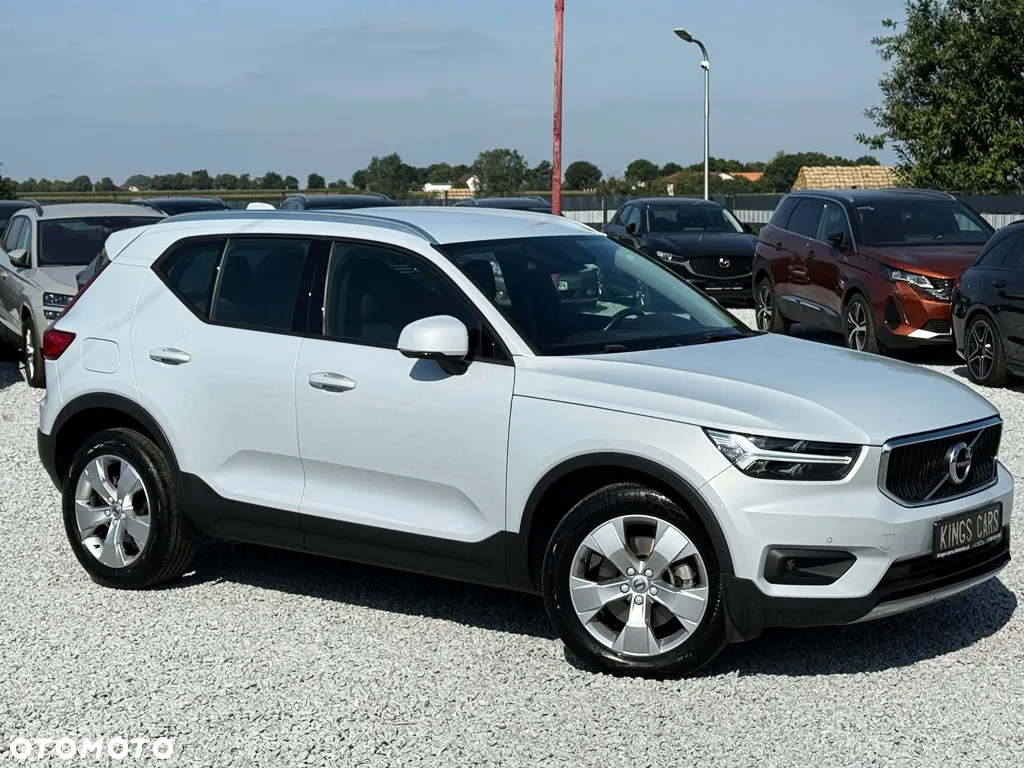 Volvo XC 40 B4 B AWD Geartronic Momentum Pro - 14