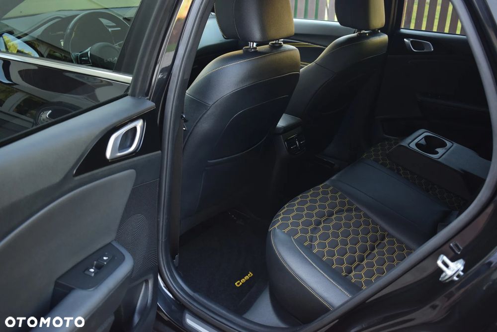 Kia XCeed 1.5 T-GDI OPF DCT7 JBL Sound Edition - 12