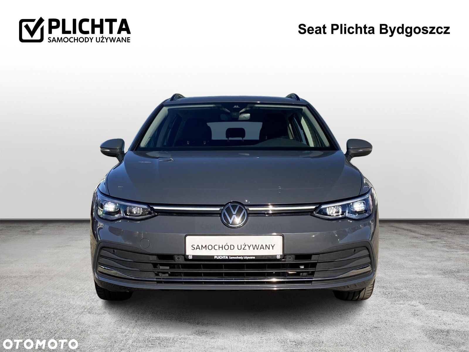 Volkswagen Golf - 8