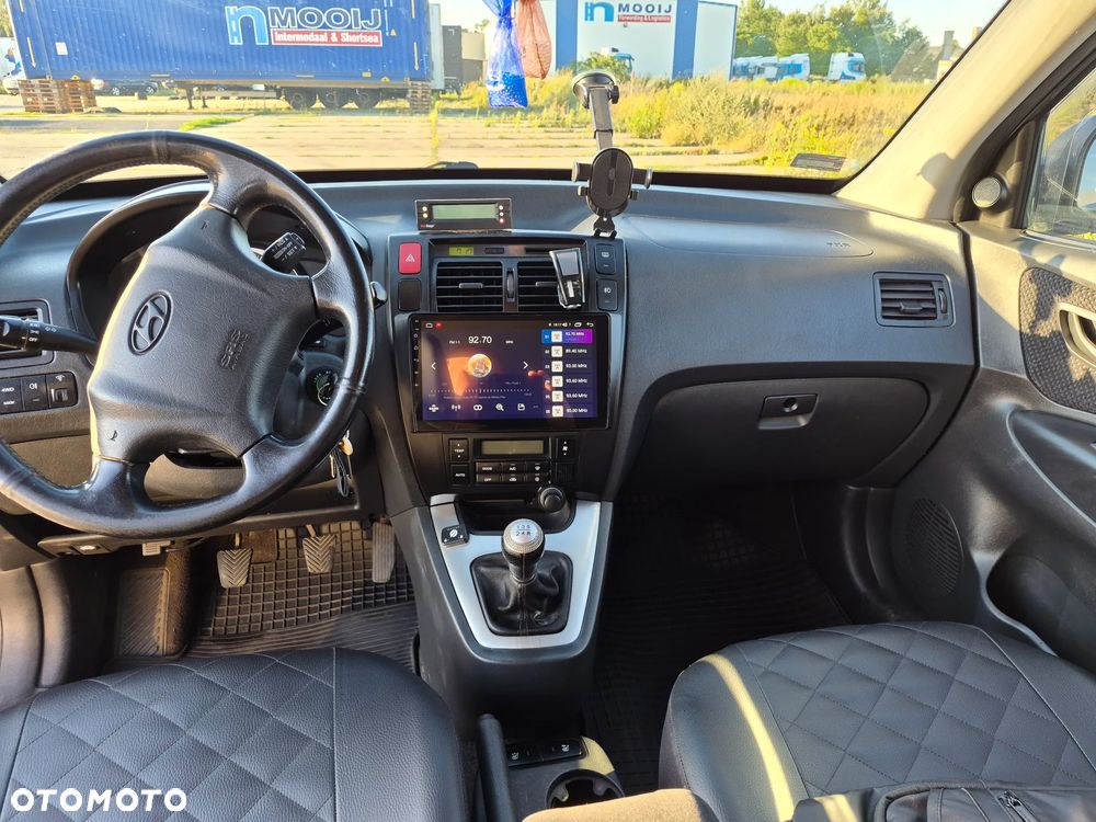 Hyundai Tucson 2.0 4WD GLS - 8