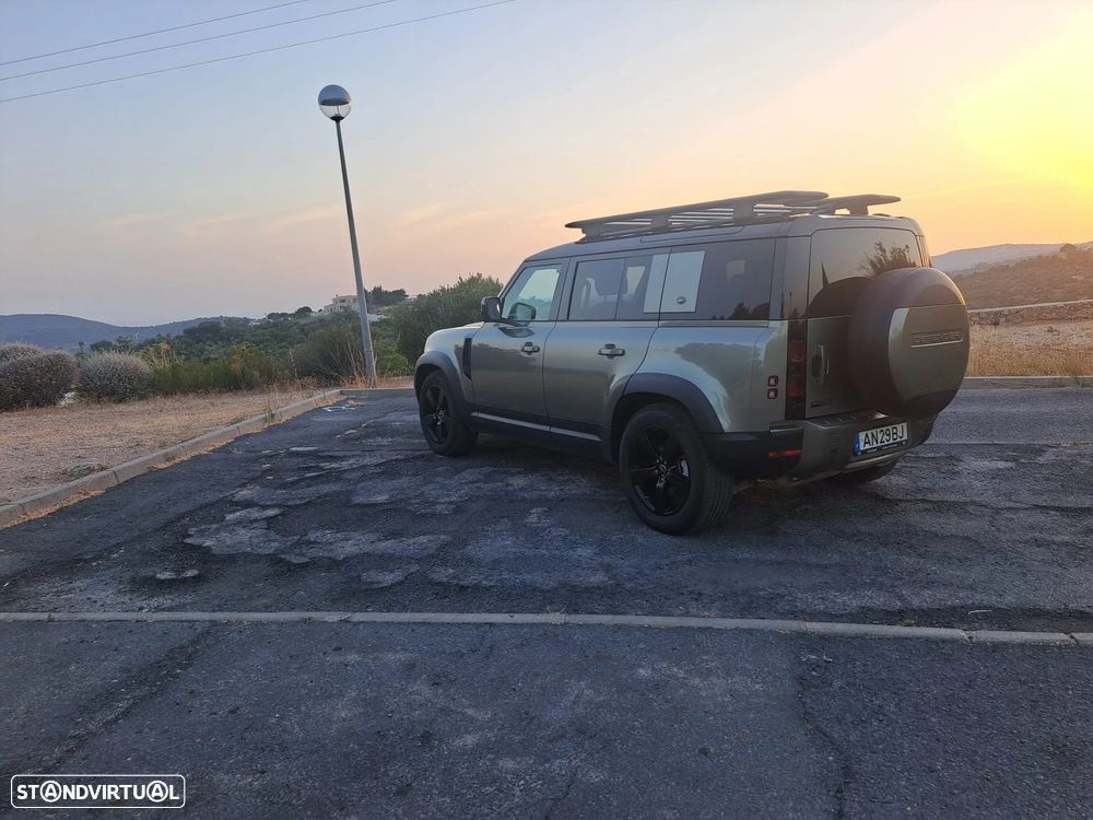 Land Rover Defender 110 D240 First Edition - 10