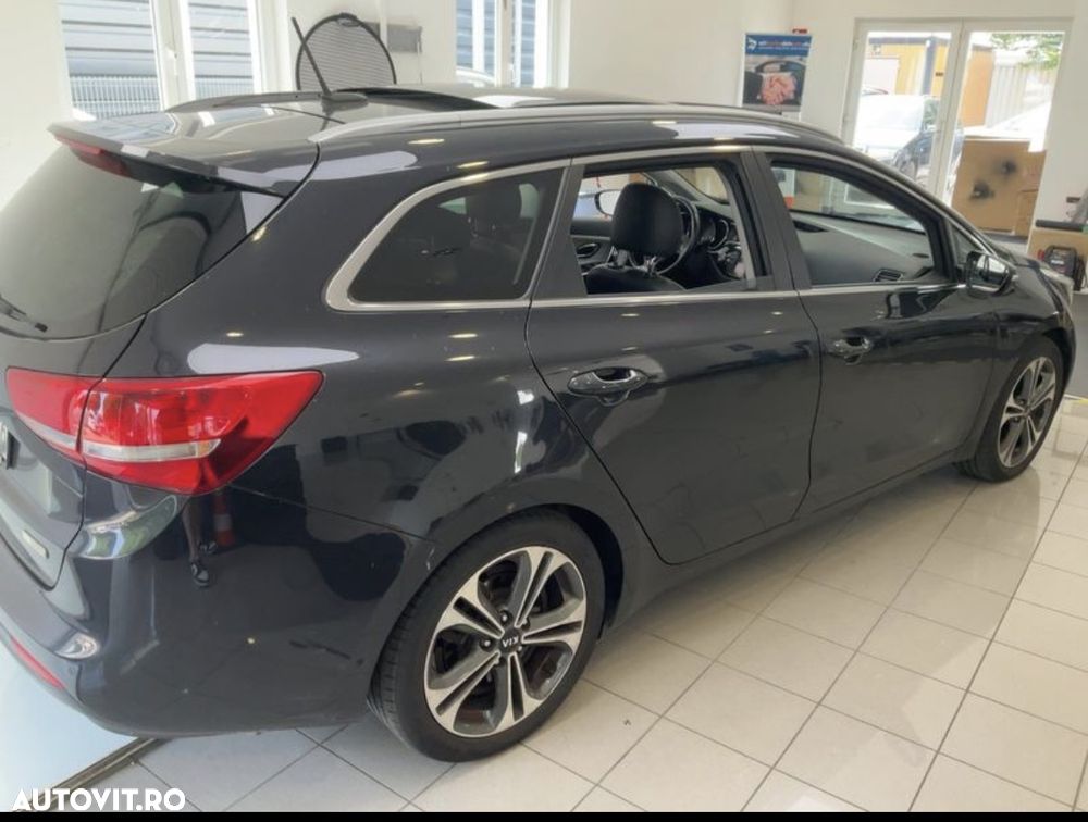 Kia Ceed 1.6 CRDi 136 DCT ISG Platinum Edition - 11