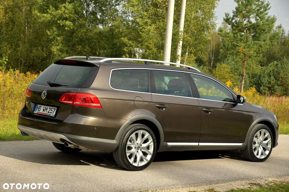 Volkswagen Passat Alltrack 2.0 TDI 4Mot DSG - 9