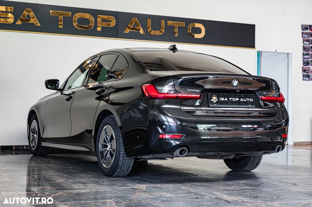 BMW Seria 3 318d Aut. - 32
