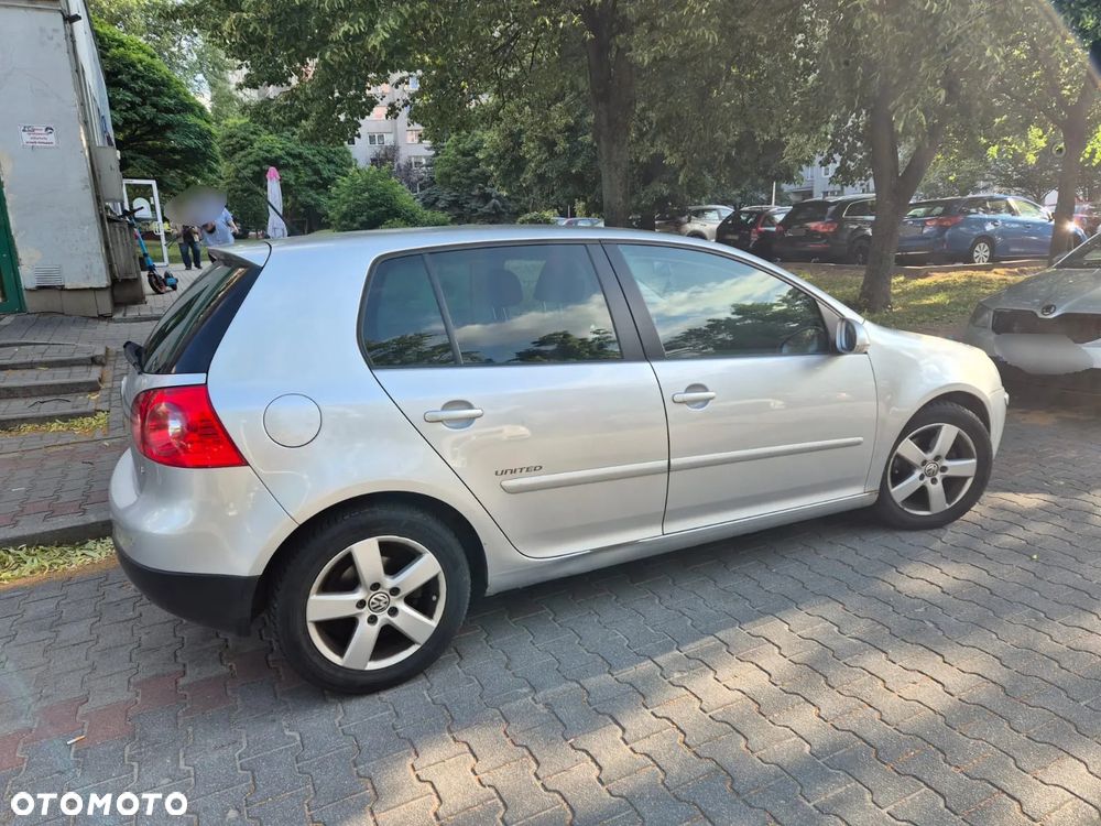 Volkswagen Golf 1.6 United - 4