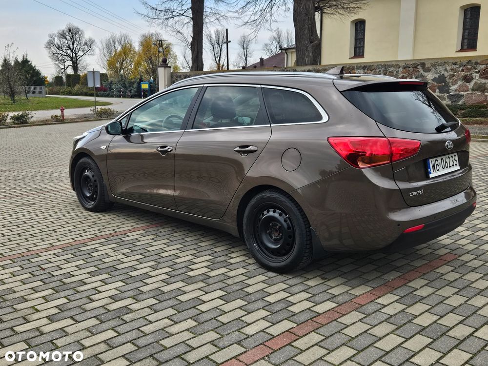 Kia Ceed 1.6 GDI L - 6