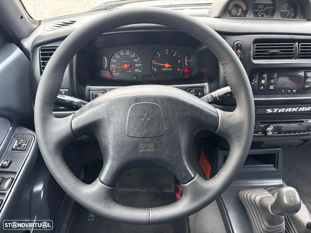 Mitsubishi L200 2.5 TD CD Strakar ABS+AC - 16