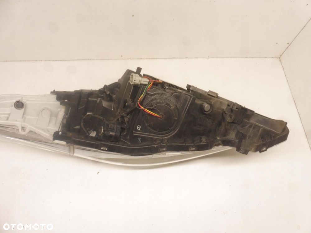 nissan leaf 2010- komplet lamp przód full led - 13